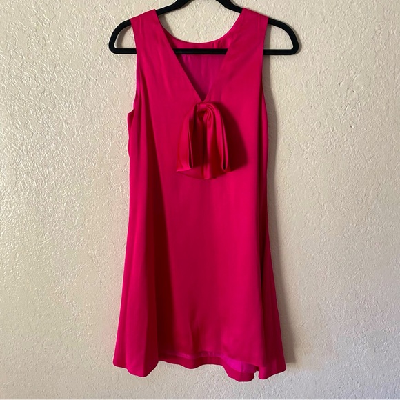 Sachin + Babi Dresses & Skirts - Sachin + Babi Vibrant Pink Mini Dress With A Bow Size XS Pink Barbiecore Party